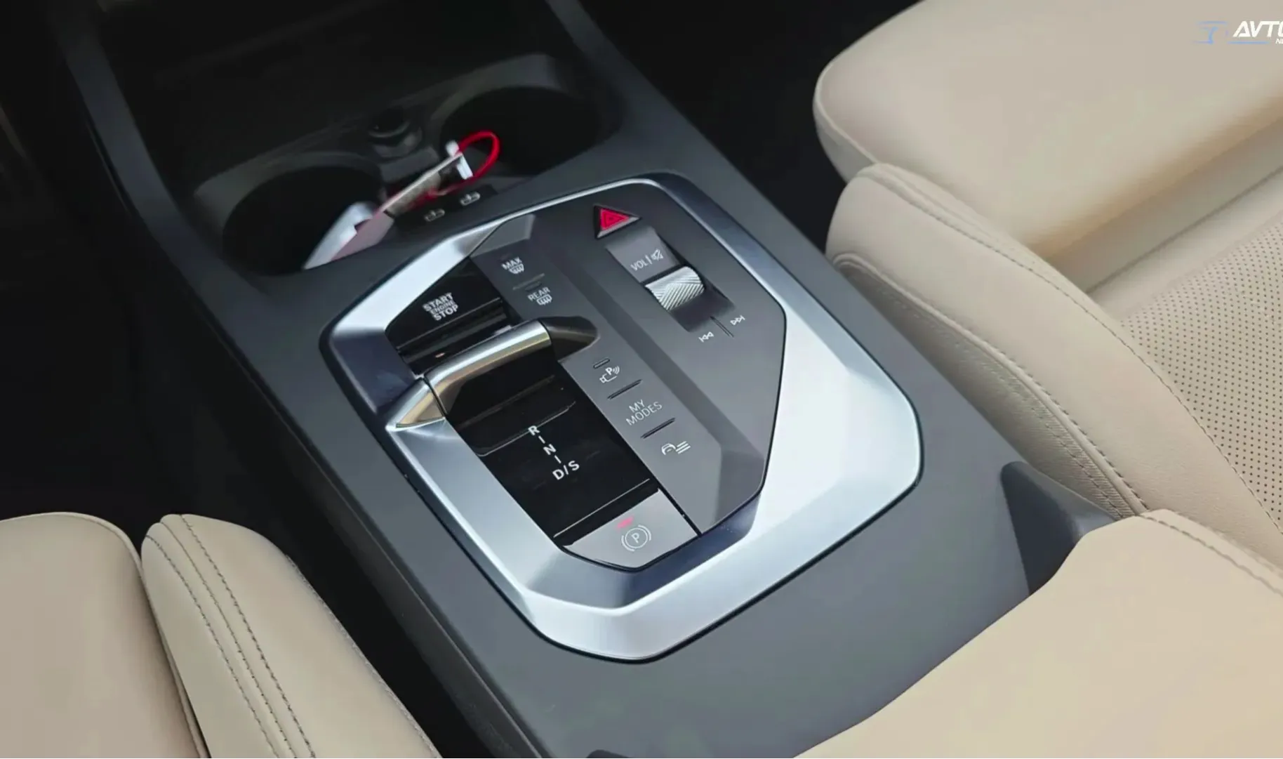 Zunanja slika - BMW Serija 2 - 2 Series Gran Coupe 220i M SPORT PAKET - 11