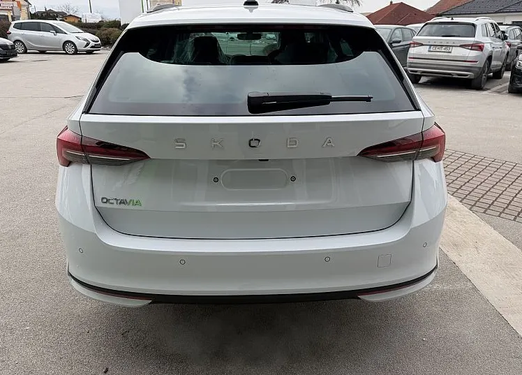 Zunanja slika - Škoda Octavia - 2.0 TDI COMBI 110 KW  Anniversary Edition DSG - 6