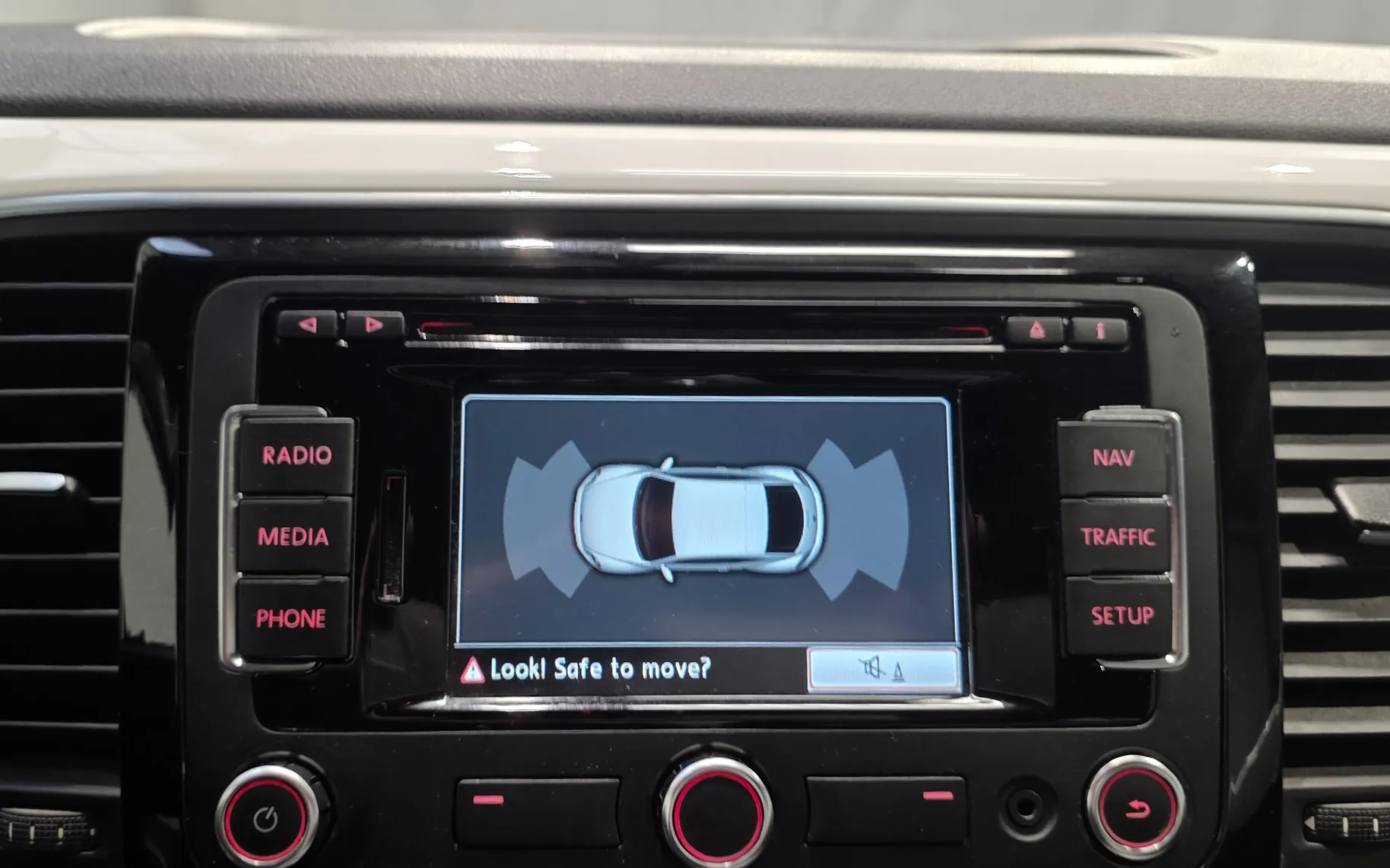 Zunanja slika - VW Beetle - 1,2 TSI Design NAVI TEMP PDC 2xKLIMA ALU - 15