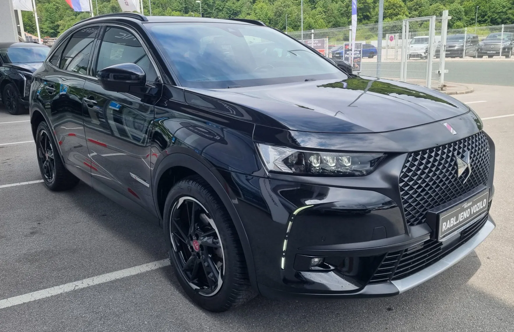Zunanja slika - DS DS 7 Crossback - 1.2 PT PERFORMANCE LINE - AKCIJSKA CENA - 4