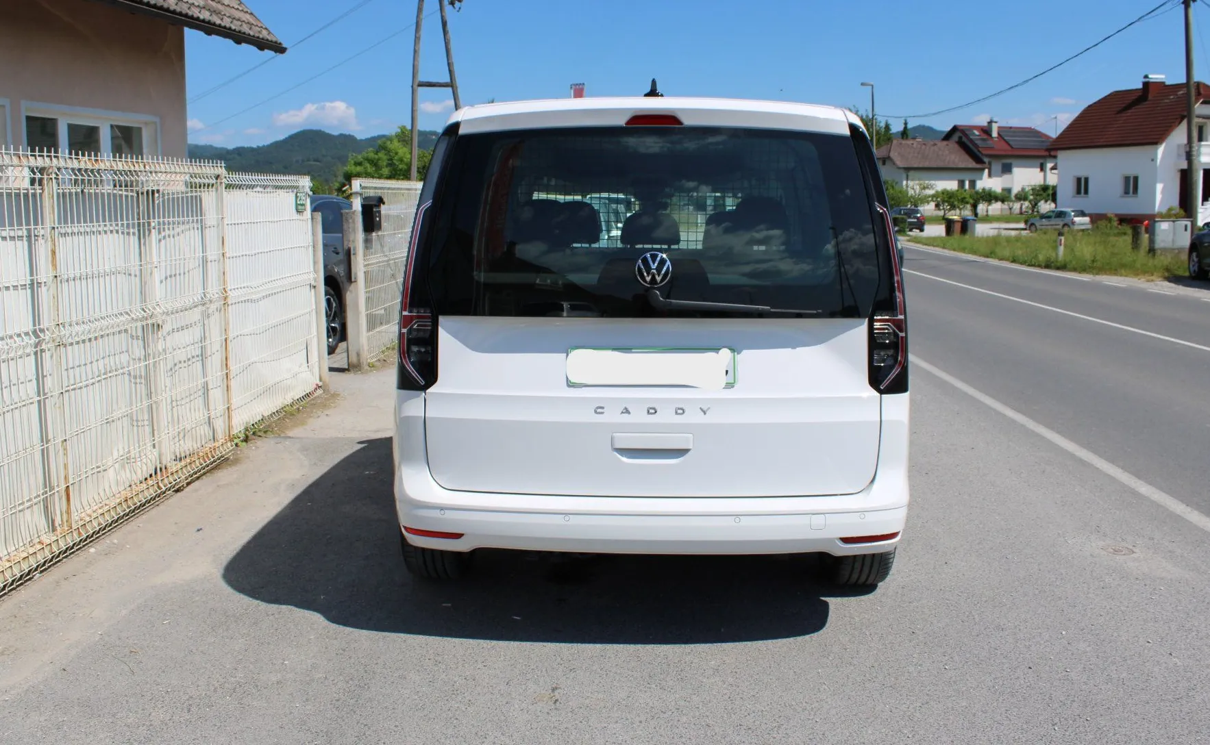 Zunanja slika - Volkswagen Caddy - 2.0 TDI Life-N1-ODBITEK DDV-PDC - 5