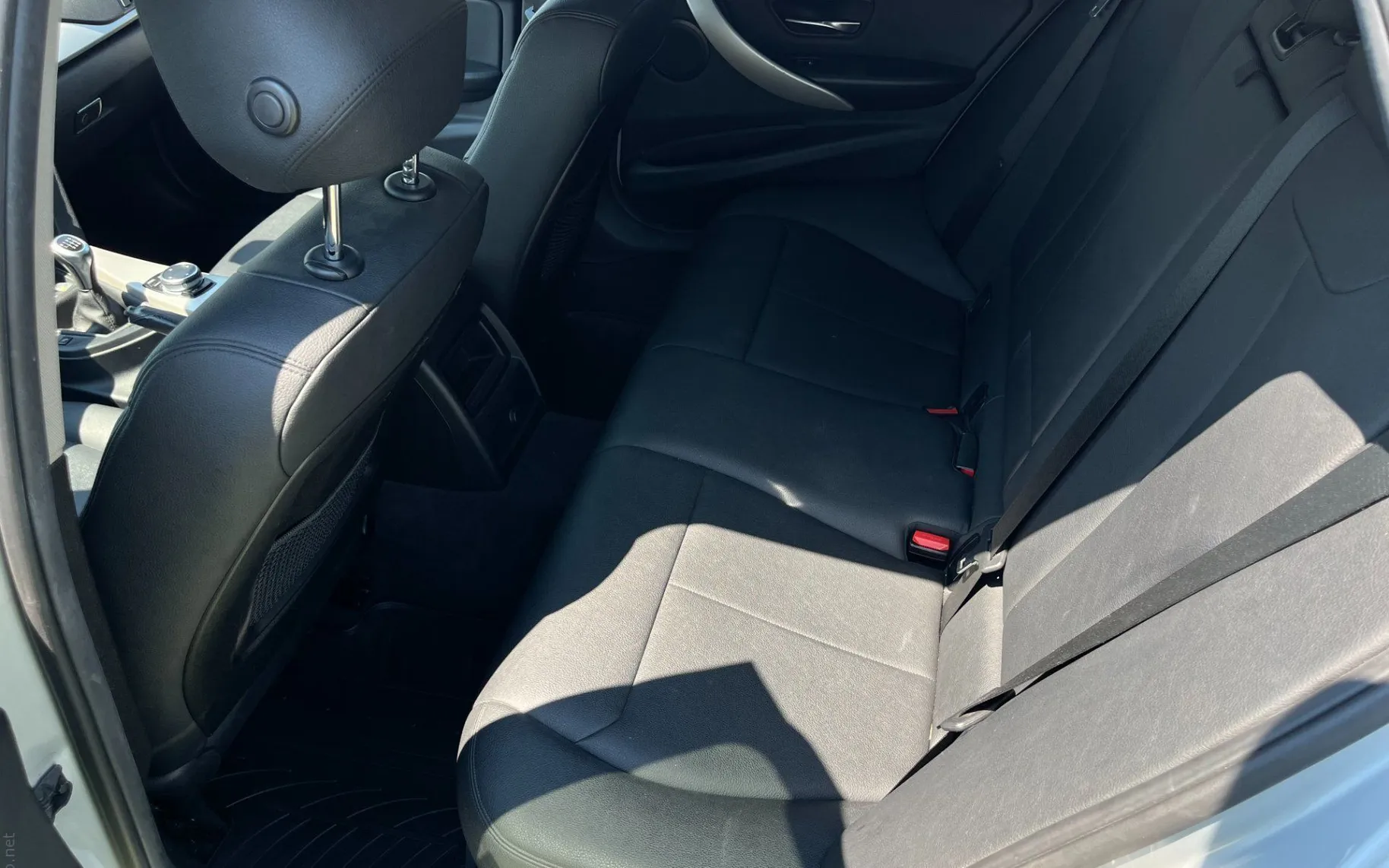 Zunanja slika - BMW Serija 3 - 318d xDrive Touring NAVI. 2X PDC. TEMPOM - 10