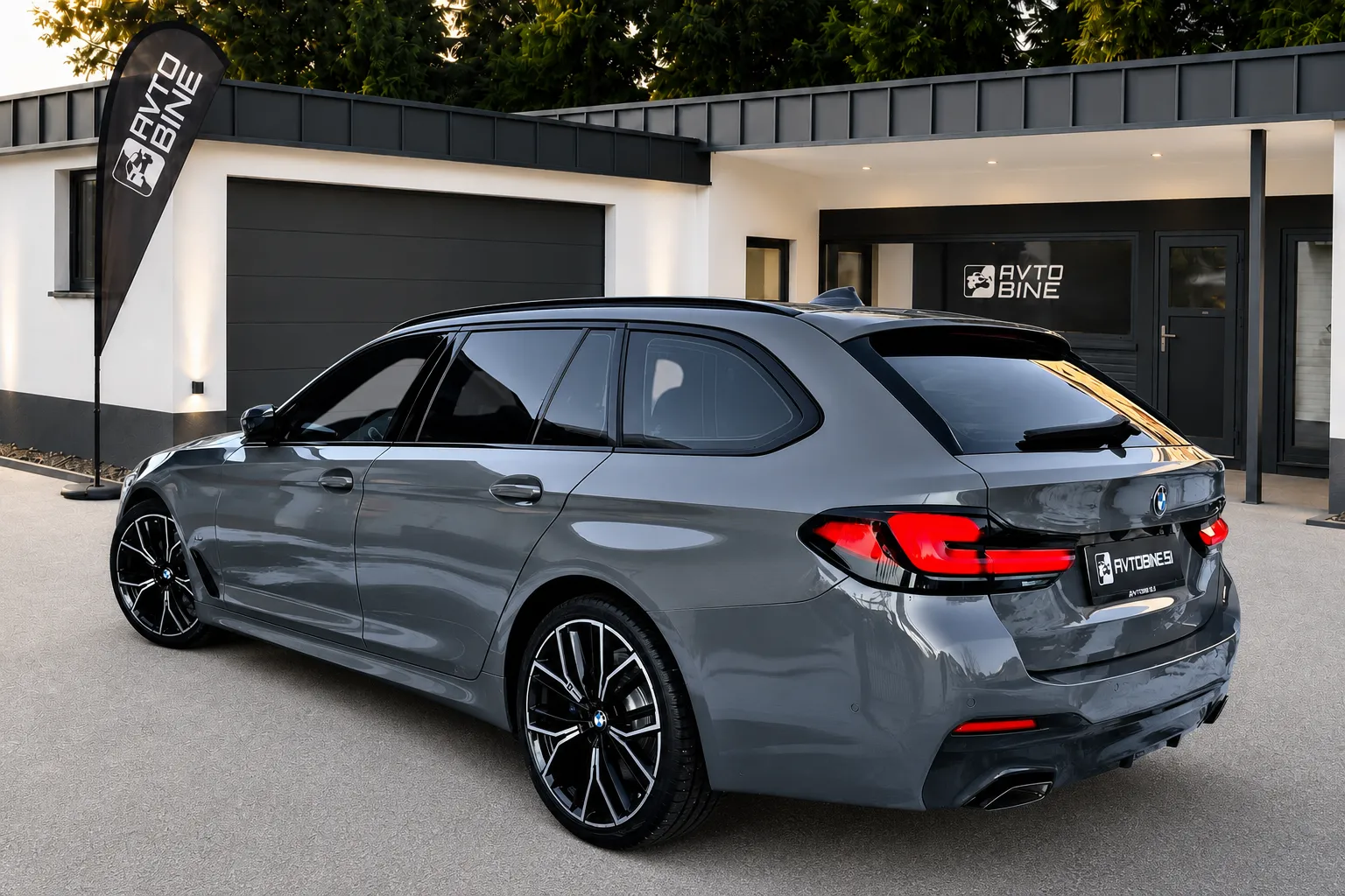 Zunanja slika - BMW serija 5 Touring: - 520D•M PAKET•PANO•NARDO•FACELIFT•LED•KOT NOV - 6