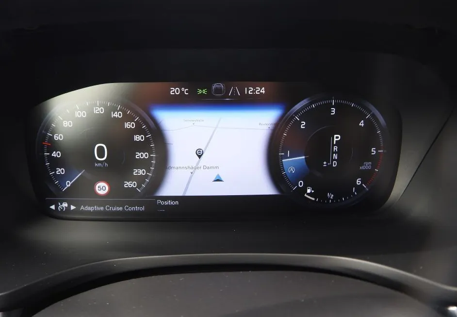 Zunanja slika - Volvo V60 Cross Country - D4 AWD AUT Momentum Pro - 15