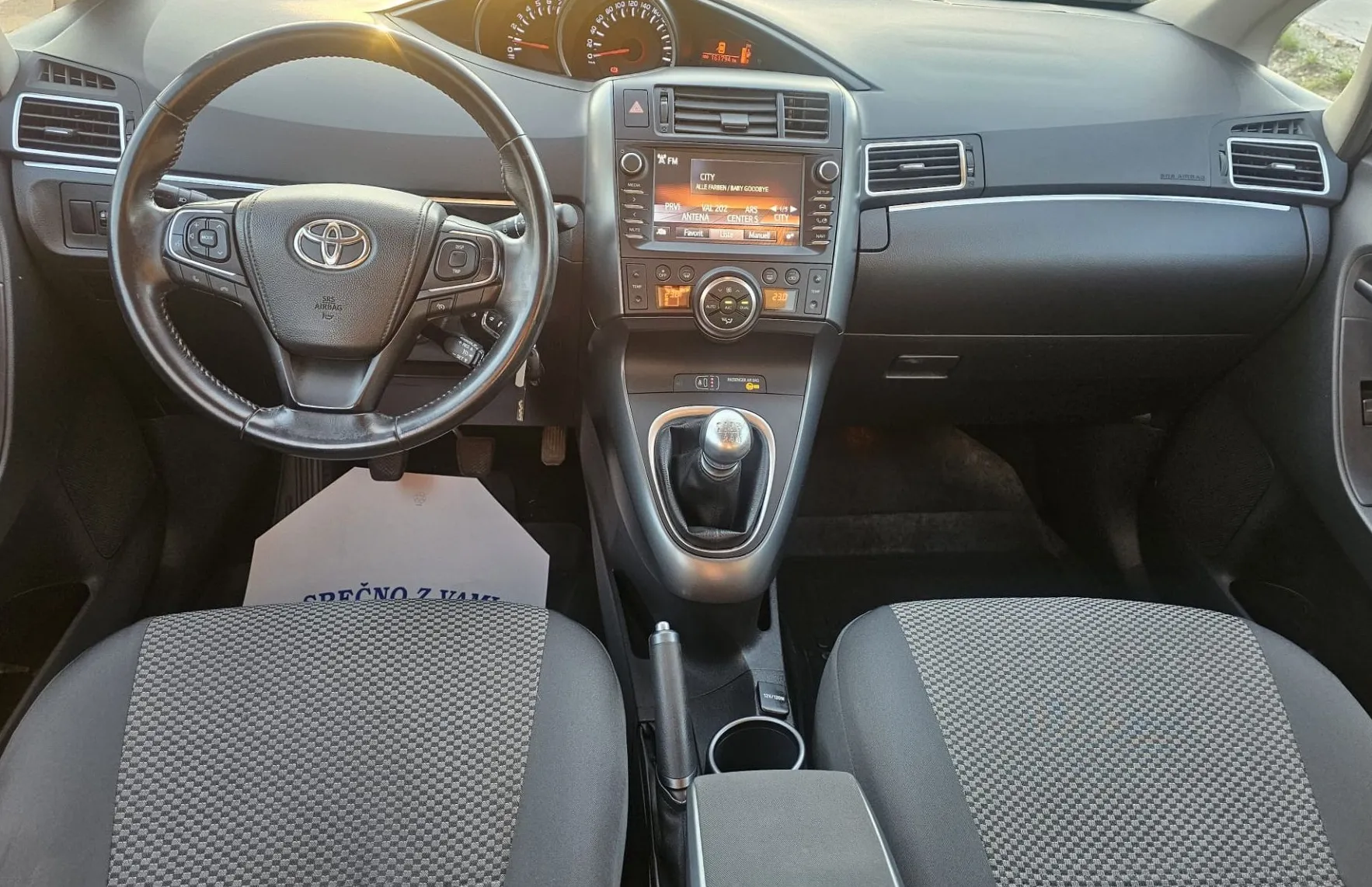 Zunanja slika - Toyota Verso - 1.6 Terra|SLO|1lastnik|izjemno ohranjena|vz kamera - 9