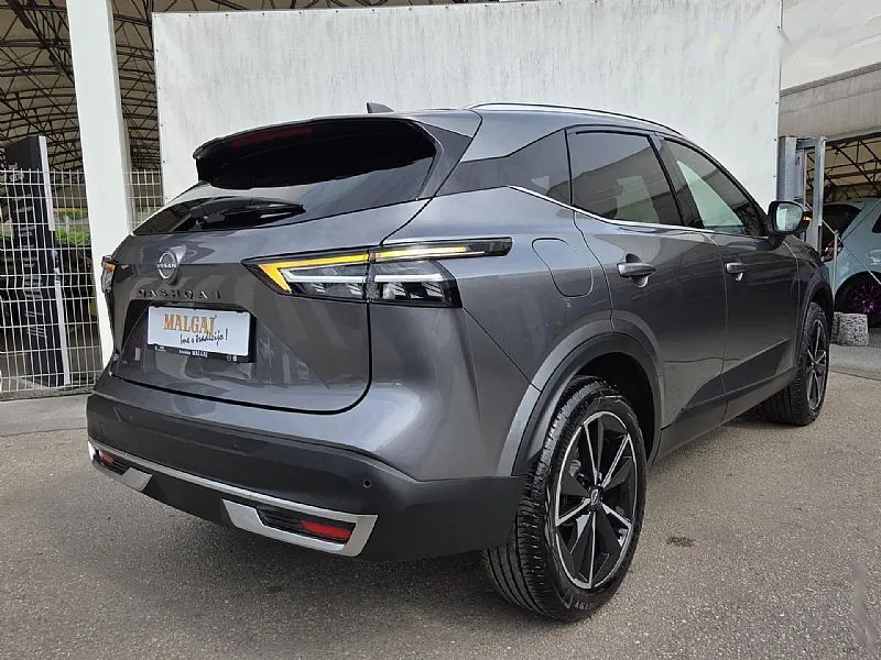 Zunanja slika - Nissan Qashqai - Tekna 1.3 DIG-T 158 X-Tronic+paket COLD - 5