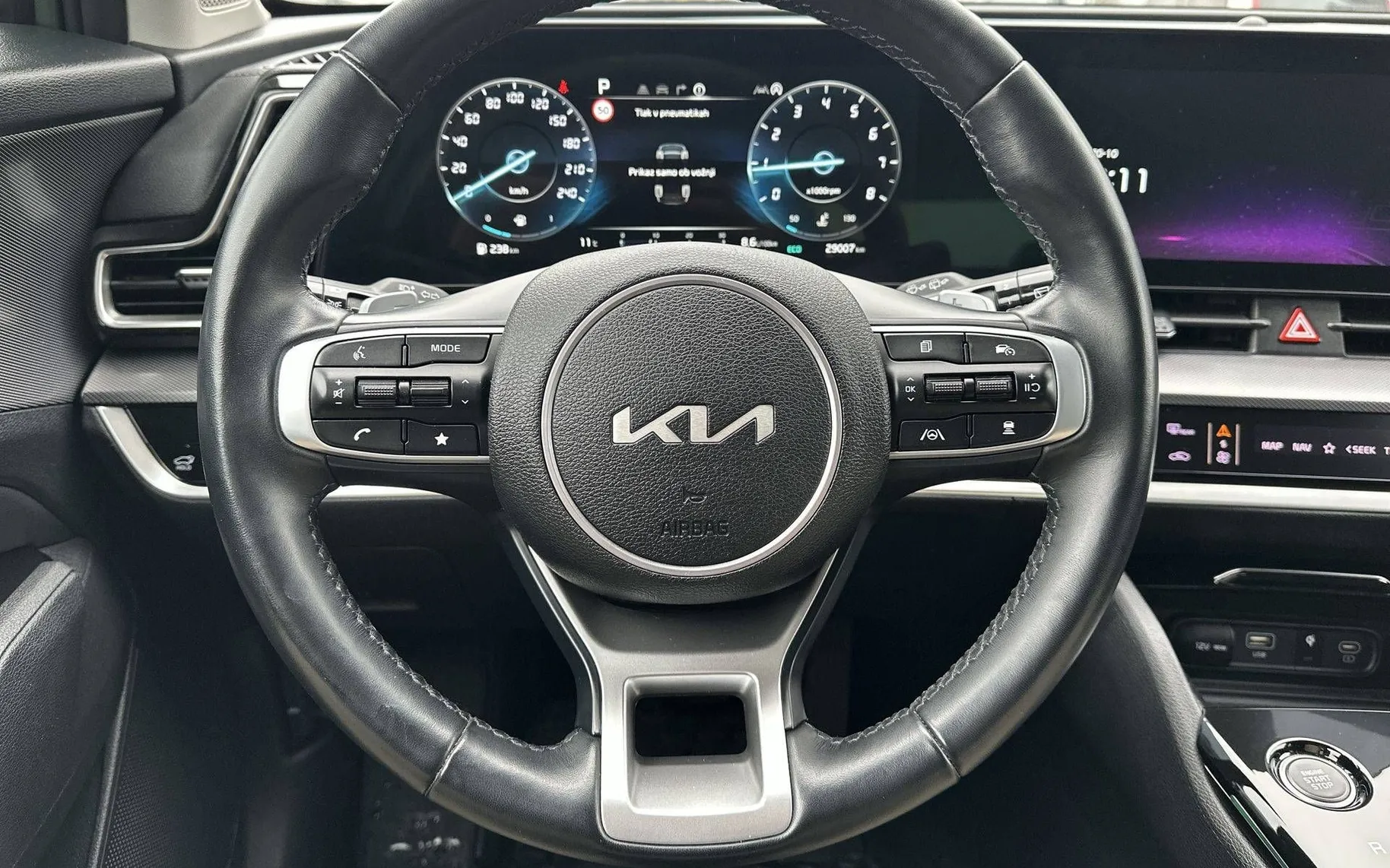Notranja slika - KIA Sportage - 1.6 T-GDI MHEV EX Style ISG DCT - 14