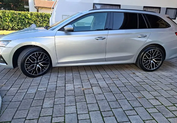 Zunanja slika - Škoda Octavia - Combi 2.0 TDI FULLED.VIRTUAL.NAVIPRO.2xPDC..... - 5