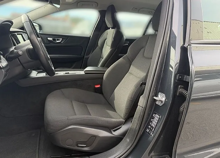 Zunanja slika - Volvo V60 - D3 AUT BLISS Led NAVI servis + olje menjalnik - 12