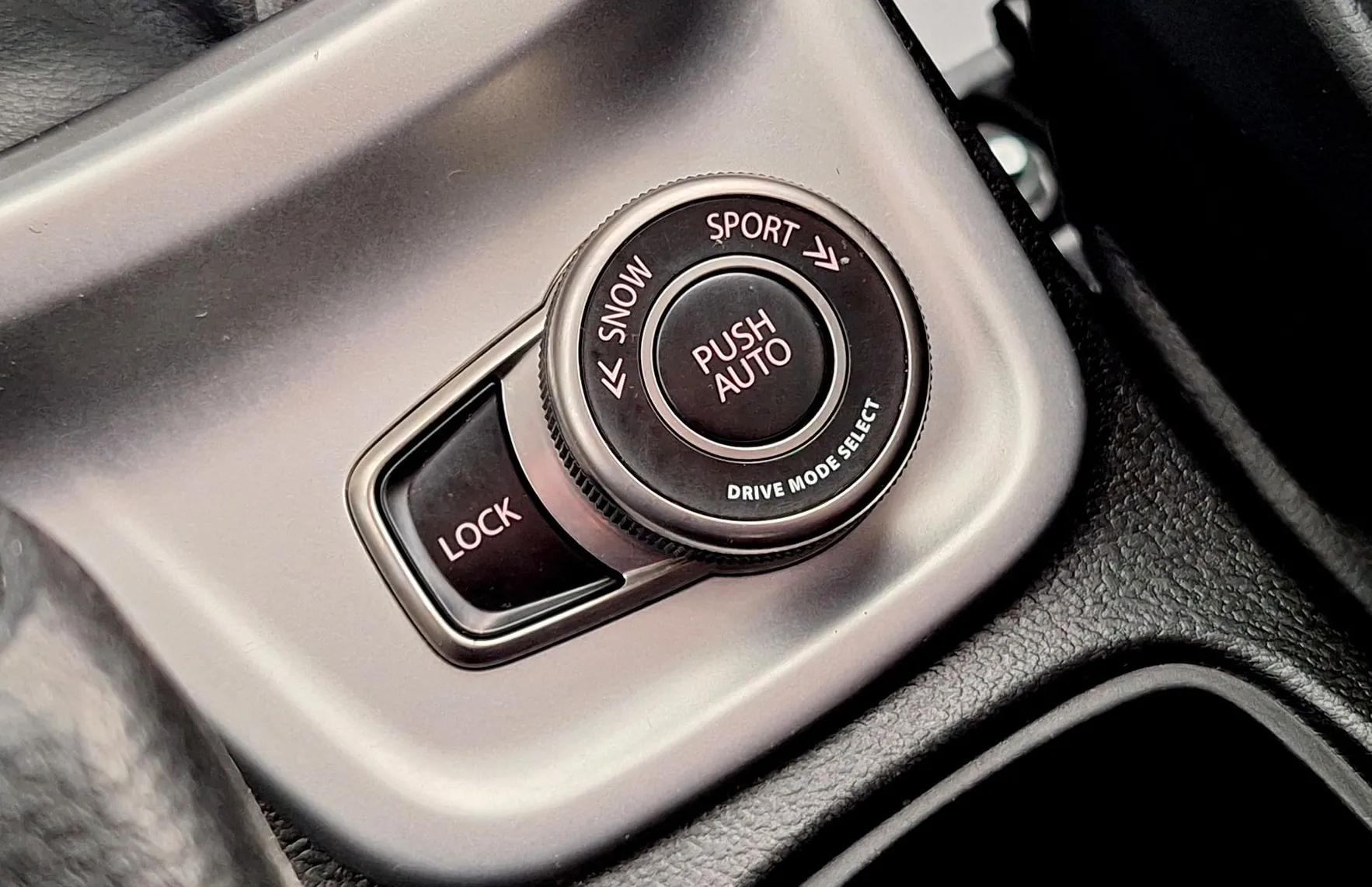 Zunanja slika - Suzuki Vitara - AllGrip 1.6 Elegance •KAMERA•NAVIGACIJA•SLO• - 14