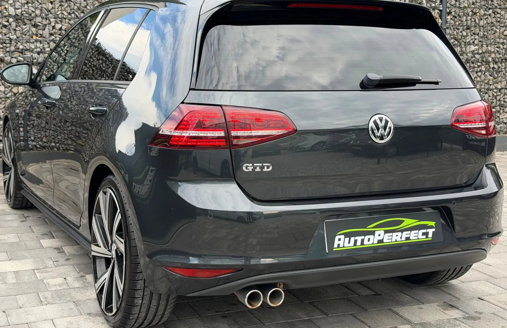 Zunanja slika - Volkswagen Golf - 2.0 GTD BMT DSG |ACC|NAVI|PDC|LED - 4