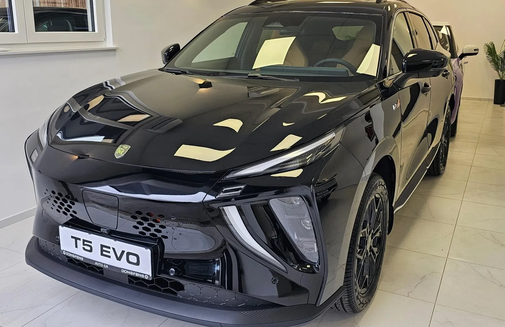 Zunanja slika - Forthing Forthing T5 EVO EV - T5 Evo EV FRIDAY 64.4kWh + BOGATA OPREMA +400KM DOSEGA - 1