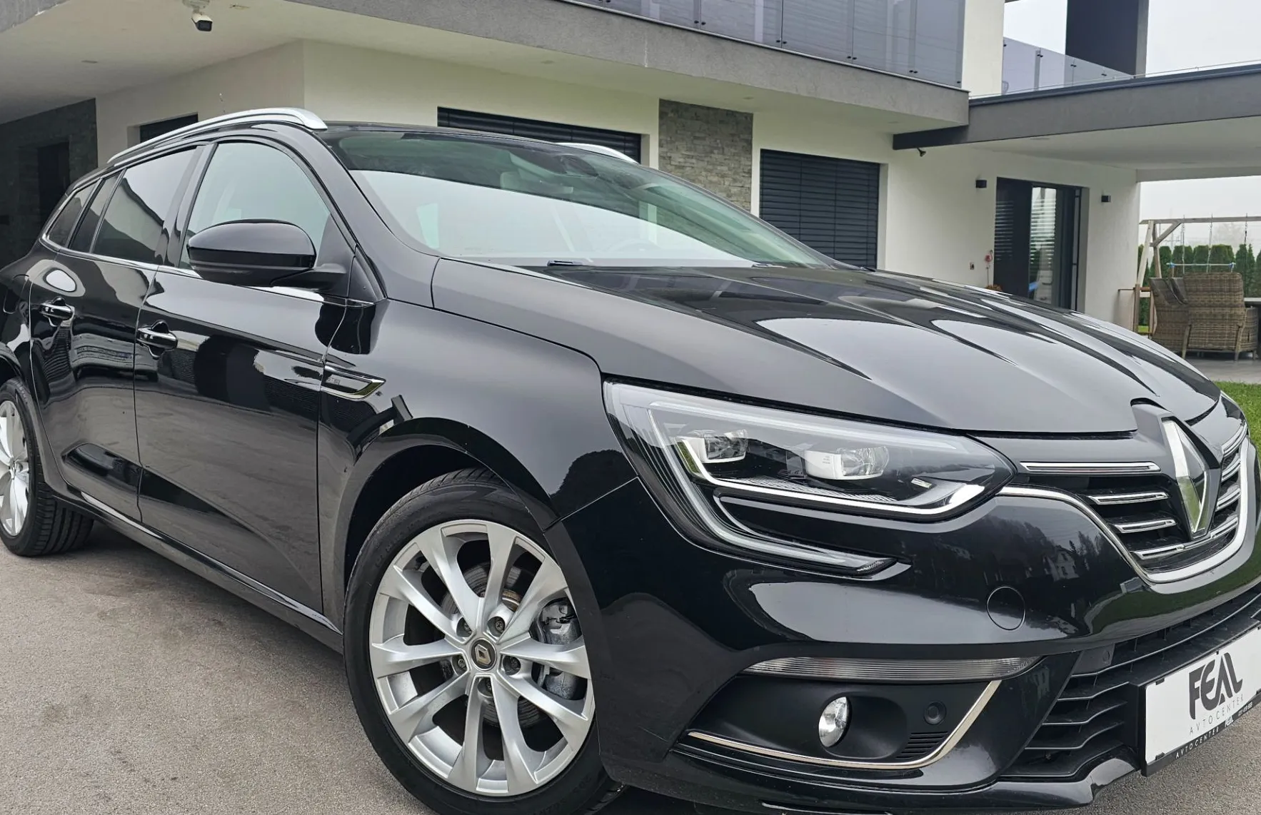 Zunanja slika - Renault Mégane - Megane 1.6 DCI- GT LINE-NAVI-XENON-LED-PDC-TEMPOMAT - 2