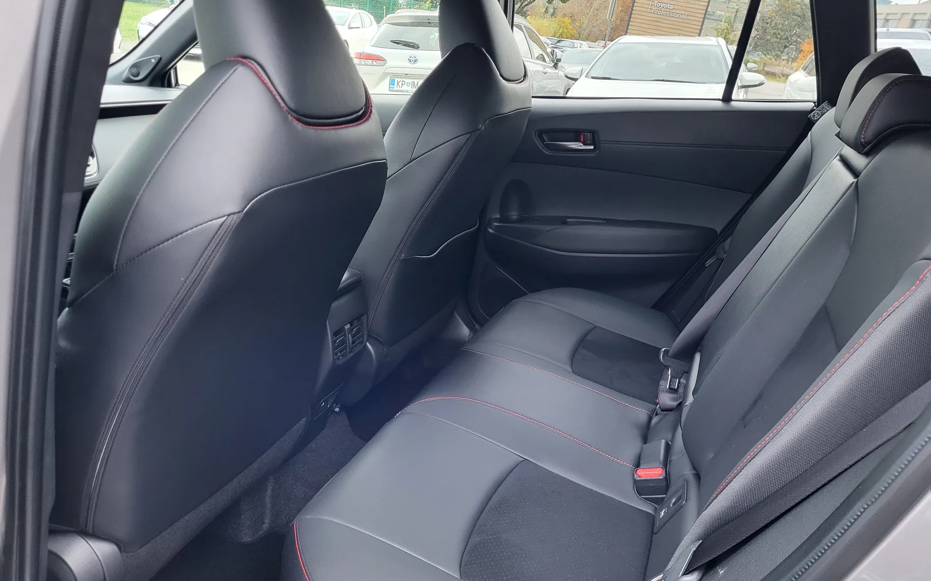Zunanja slika - Toyota Corolla - 2.0 HEV GR Sport AWD - 5