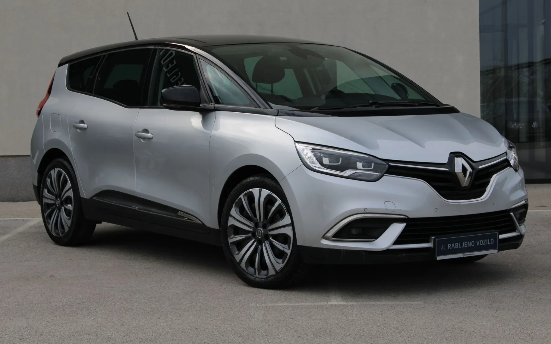 Zunanja slika - Renault Scénic - Grand Scenic techno TCe 140 - 3