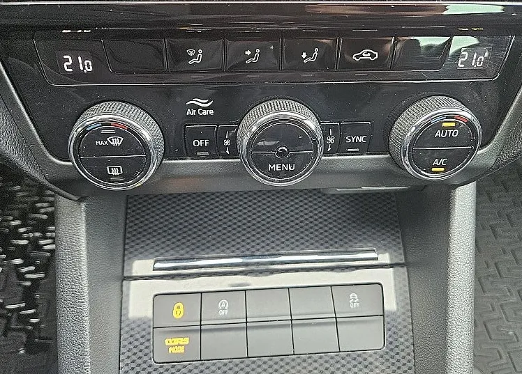 Zunanja slika - Škoda Octavia - RS 2.0 TDI 135 kW-SLO-1.lastnik - 10