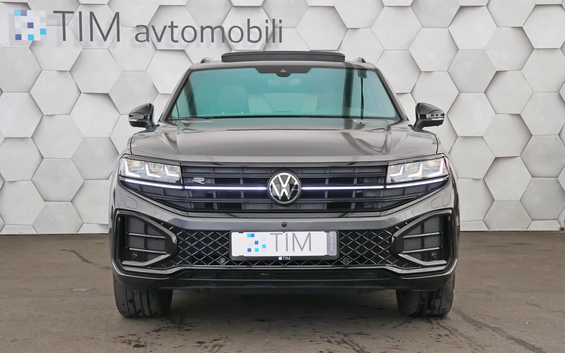 Zunanja slika - Volkswagen Touareg - 3.0 V6 TDI 4-Motion Tiptronic R-Line 286KM - 5