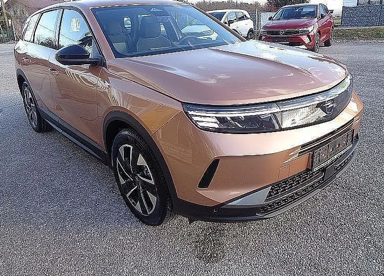 Zunanja slika - Opel Grandland - 1.2 145KM HYBRID - BOGATA OPREMA - 5