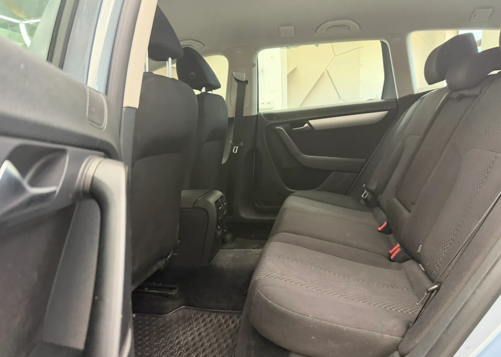 Zunanja slika - VW Passat - Variant 2,0 TDI BMT R-Line DSG - 6