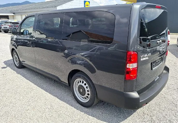 Zunanja slika - Opel Zafira - vivaro 2.2 diesel avtomatik - 9 SEDEŽEV - 4