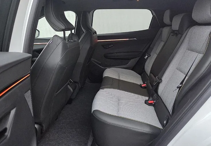 Zunanja slika - Renault Scenic E-tech - Techno E-Tech Electric Comfort range+Paket Zima - 12