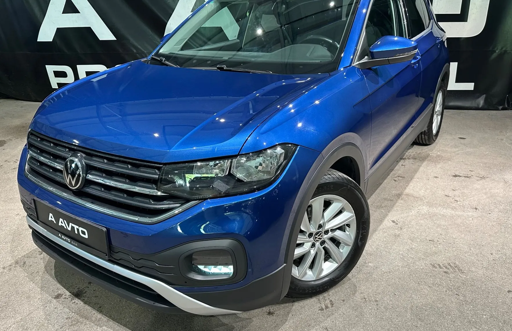 Zunanja slika - Volkswagen T-Cross - 1.5 TSI BMT Life DSG-NAVI-ACC-ALU-PDC... - 1