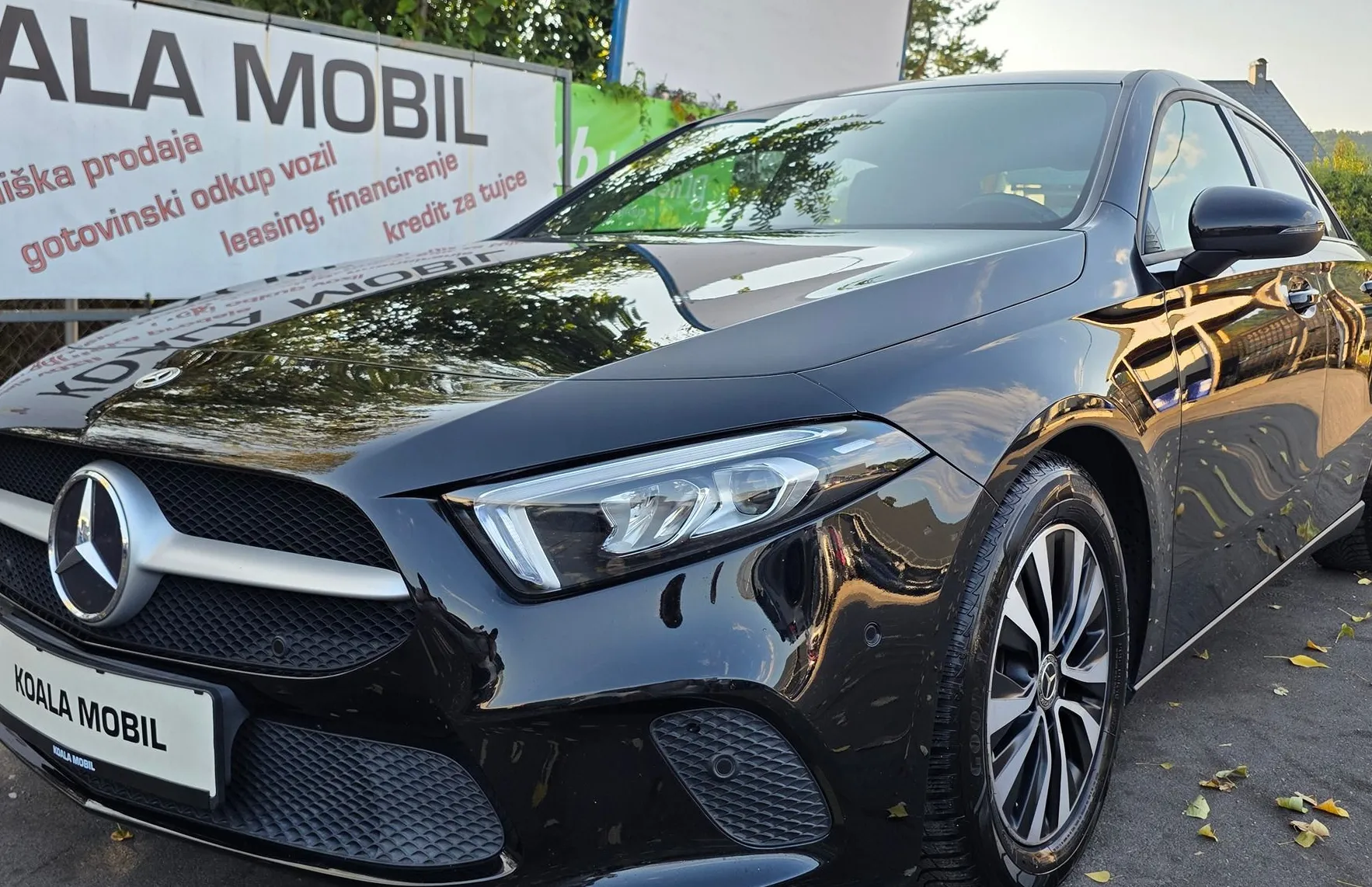Zunanja slika - Mercedes-Benz A-Razred - A LIMUZINA 180D LED-WIDESCR-KAMERA-GRETJE SEDEŽEV - 20