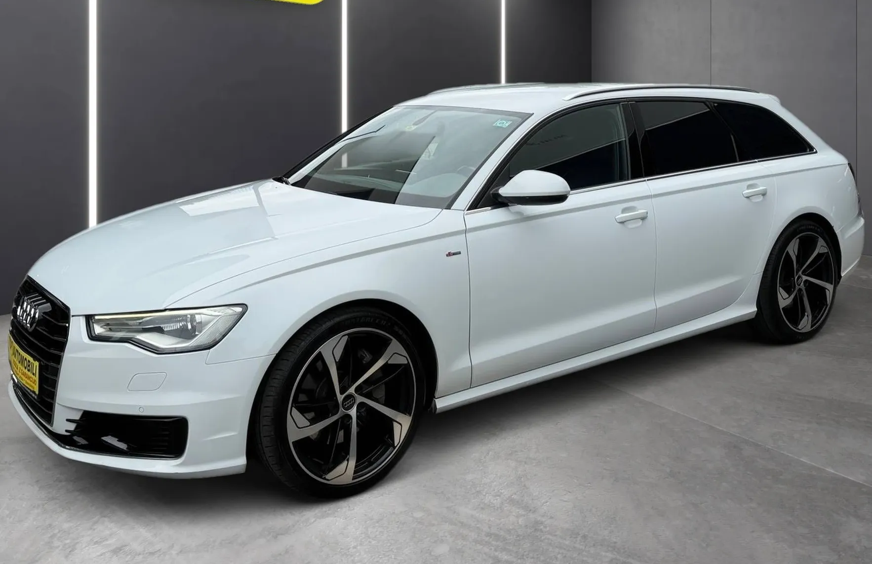 Zunanja slika - Audi A6 - Avant 3.0 TDI 20COL S-LINE XENON NAVI PDC KAM TEM TOP - 3