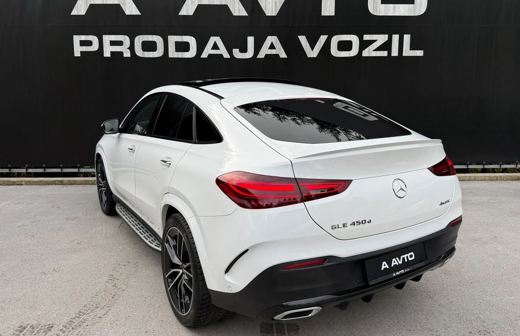 Zunanja slika - Mercedes-Benz GLE-Razred - GLE coupe GLE 450 d 4MATIC Coup  233  AMG-1.LASTNICA... - 5