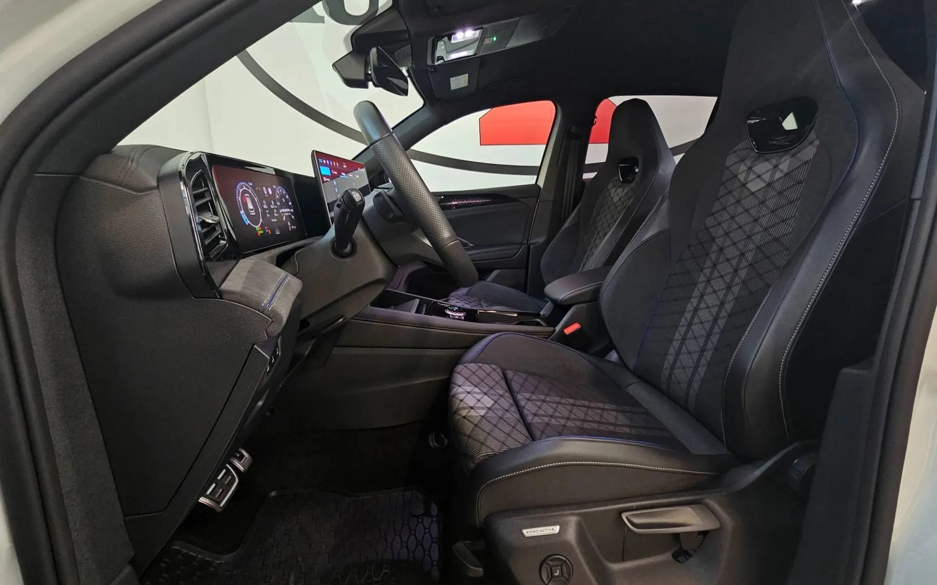 Zunanja slika - Volkswagen Tiguan - 1.5 eTSI BMT 4Joy DSG - 5