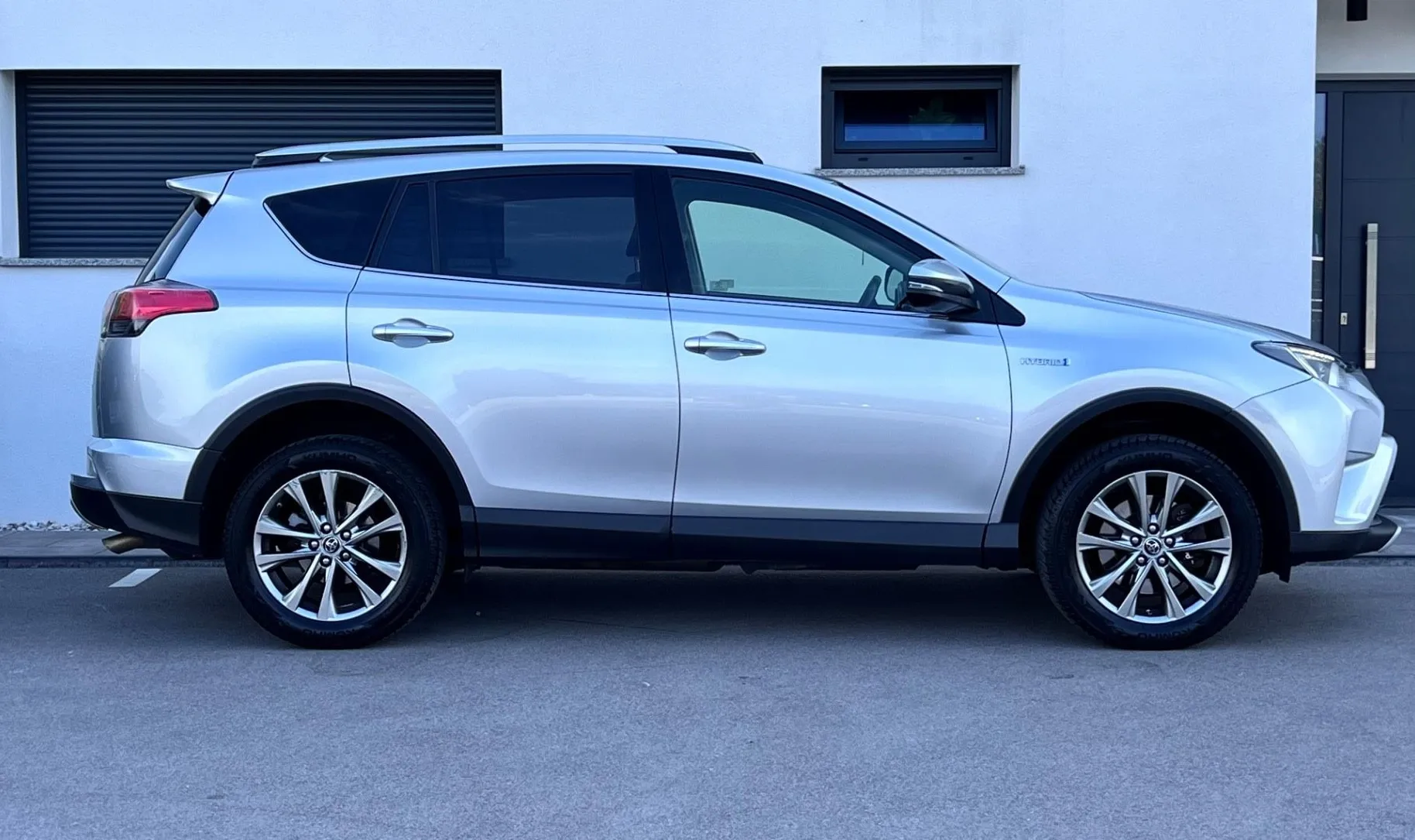Zunanja slika - Toyota RAV4 - Hybrid 2.5-SLO-NAVI-LED+R.KAMERA+KLJUKA - 5