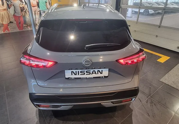 Zunanja slika - Nissan Qashqai - Tekna 1.3 Dih-T MHEV 158 2wd X-Tronic 2T - 9