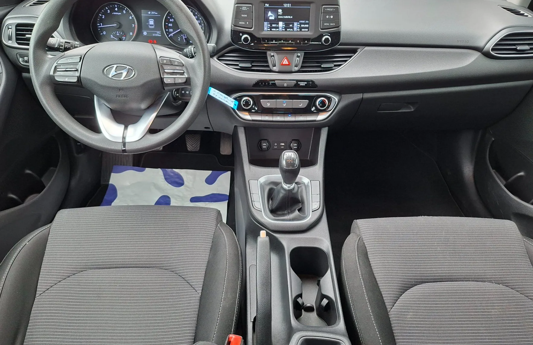 Zunanja slika - Hyundai i30 - 1.4 MPI 100 Style - 11