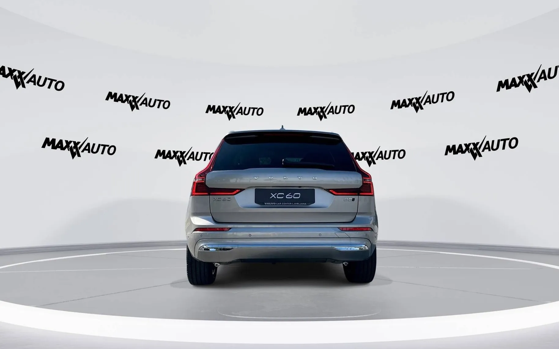 Zunanja slika - Volvo XC60 - B5 AWD MILD HYBRID PETROL PLUS BRIGHT - 6