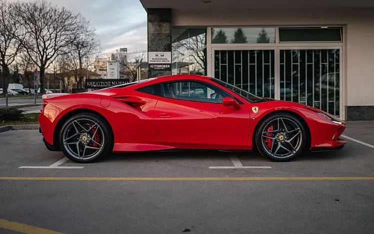 Zunanja slika - Ferrari F8 - LIFT JBL RACING SEDEŽI GARANCIJA DO JUL2027 - 4