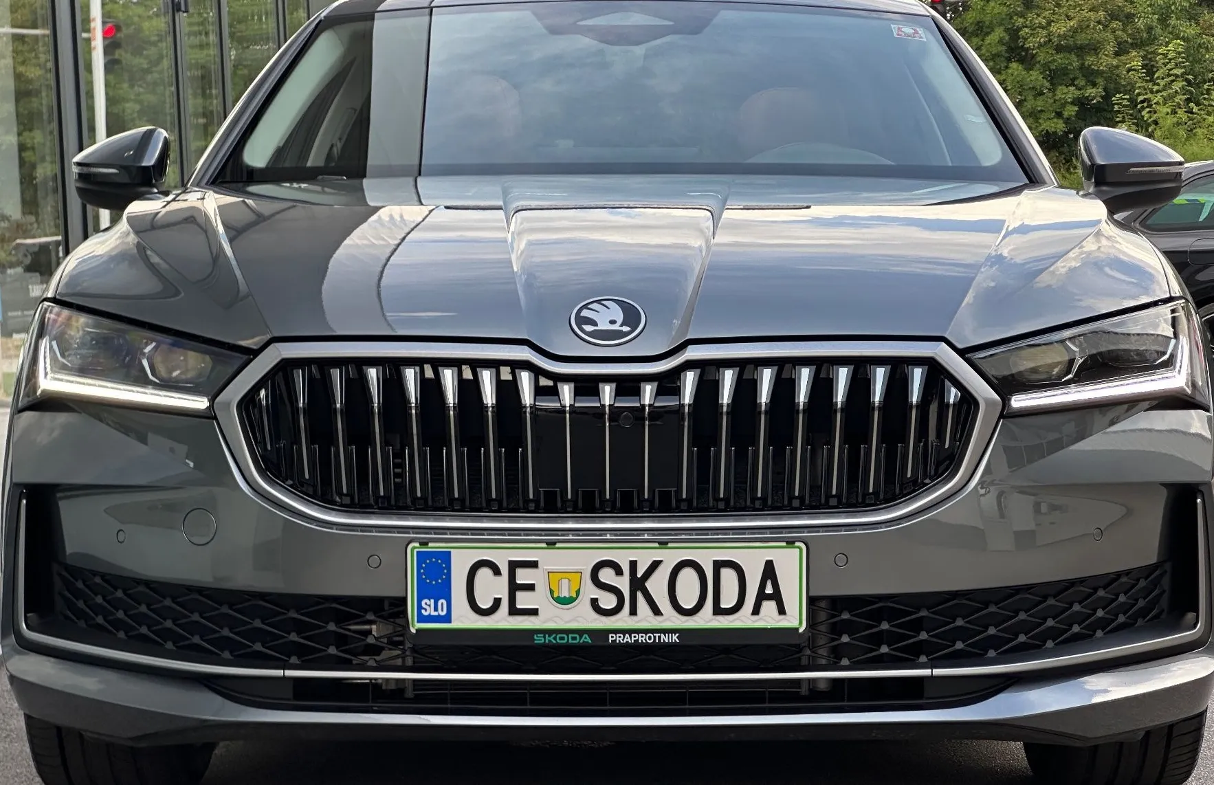 Zunanja slika - Škoda Superb - Combi L K 2.0 TSI DSG - 3