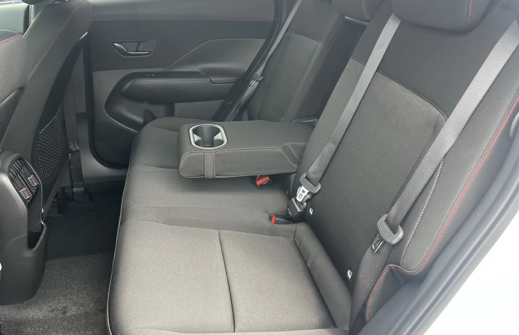 Zunanja slika - Hyundai Kona - 1.6 GDI  PREMIUM.  N-LINE. - 10