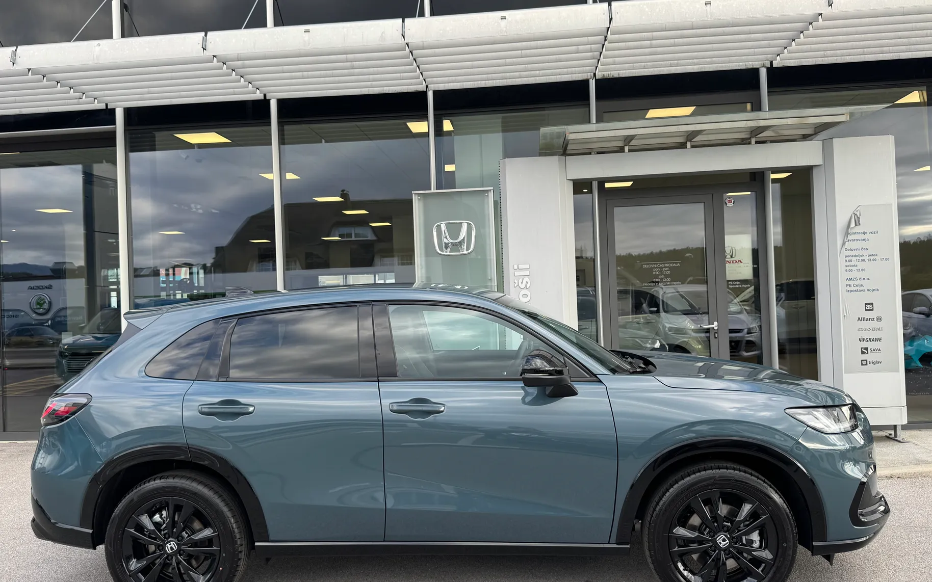 Zunanja slika - Honda ZR-V - 2.0E|HEV|SPORT|ACC|BOSE|NAVI|AKCIJA 4.000€-ZALOGA - 5