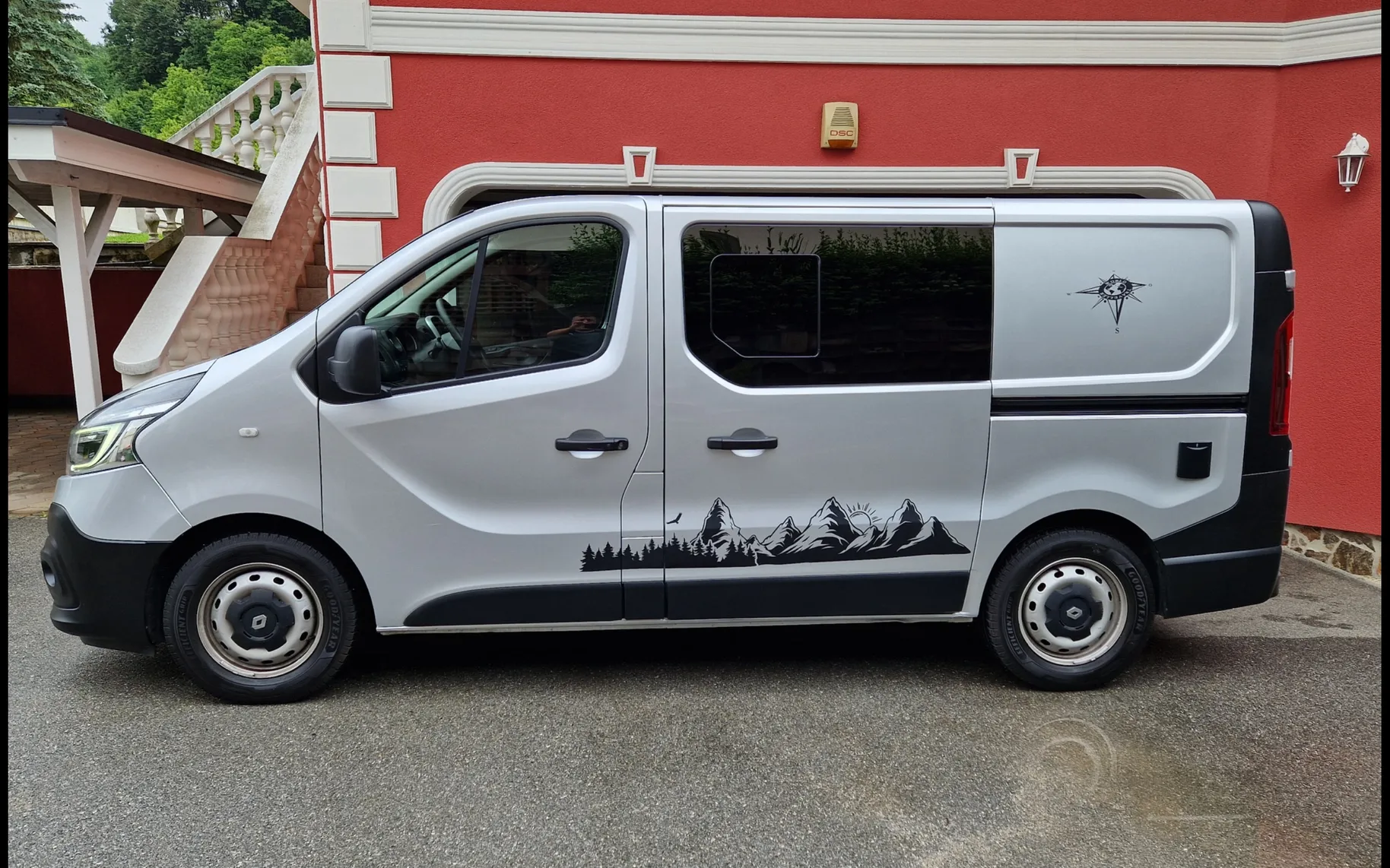 Zunanja slika - Renault Trafic - Renault  - bivalno vozilo - 2