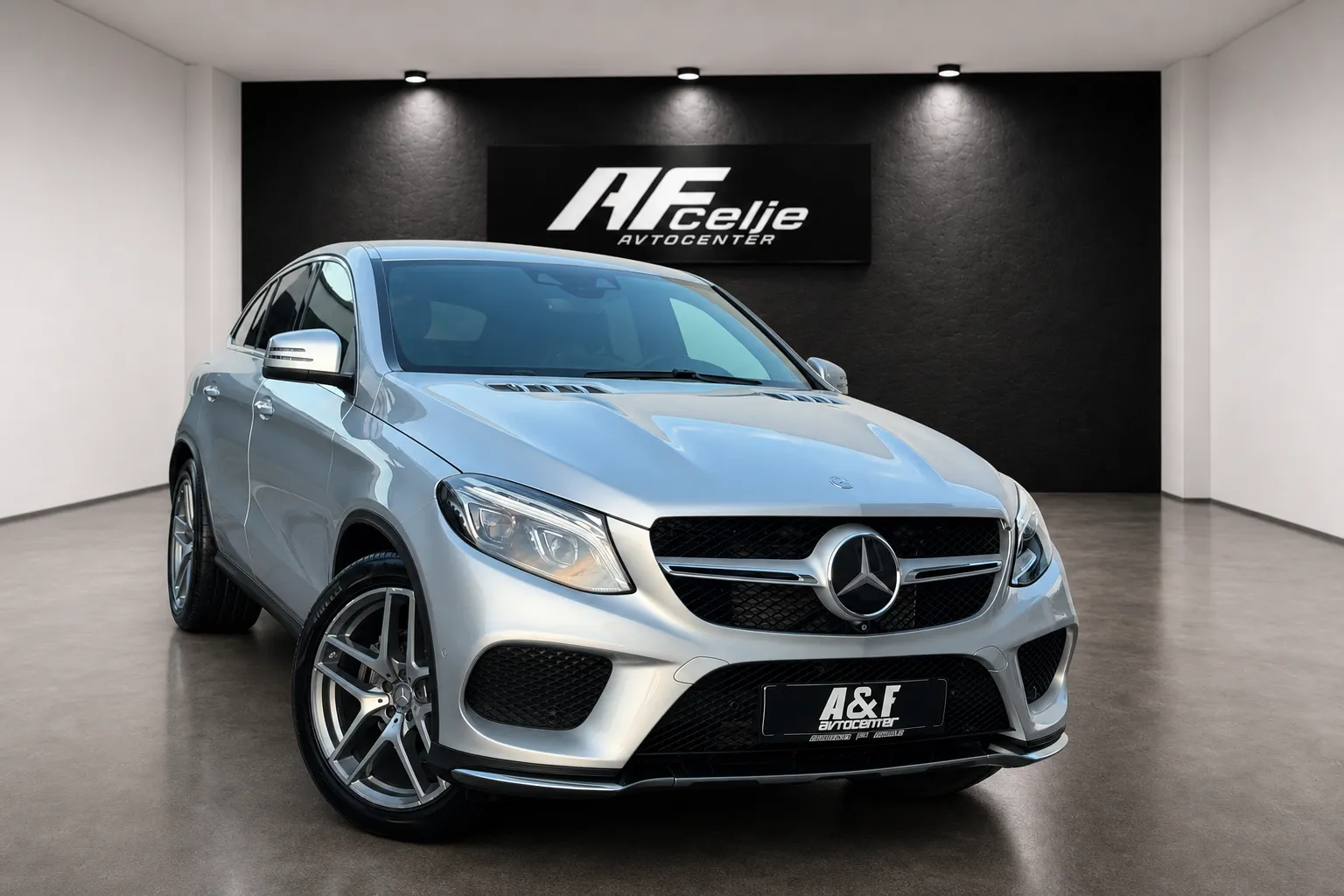 Zunanja slika - Mercedes-Benz GLE coupe - 350d-4M-AMG LINE-1 LASTNIK-LIZING ZA TUJCE-ZRAČNO - 3