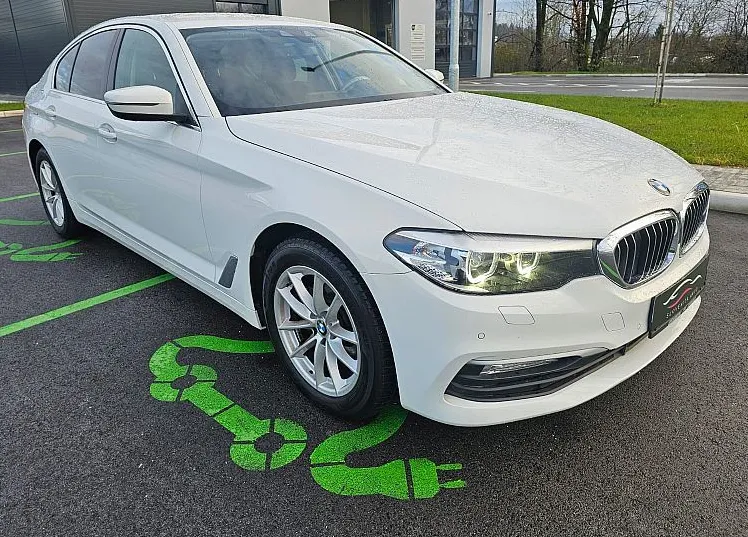 Zunanja slika - BMW Serija 5 - : 520d AUT.|novi model|NAVI|ALU|PDC|AC|LED|MULTIFUNK - 3