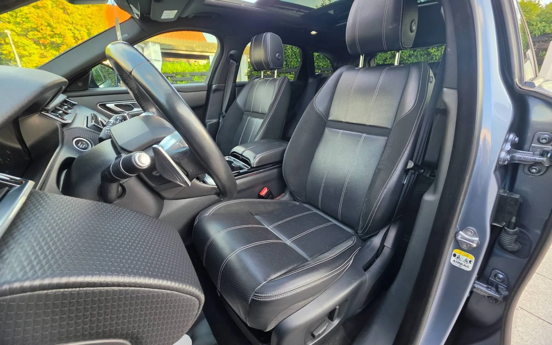 Notranja slika - Land Rover Range Rover Velar - 3.0 TDV6 R-Dynamic S Avt. |PANORAMA|MATRIX|ALU22| - 8