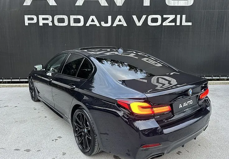 Zunanja slika - BMW Serija 5 - : 540d xDrive ADAPTIVE-LASER-STR.OKNO-HARMAN-KAM360 - 5