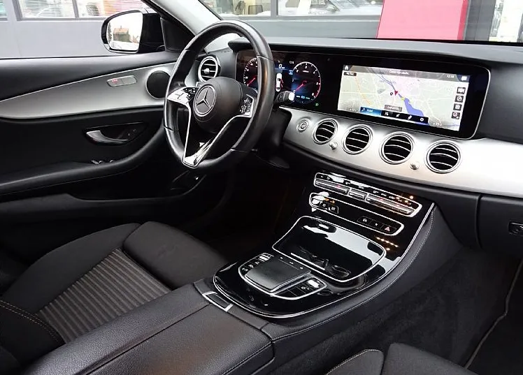 Zunanja slika - Mercedes-Benz E-Razred - E 220 d 9G TRONIC 200KM - LED - NAVI - 18 COL - - 11