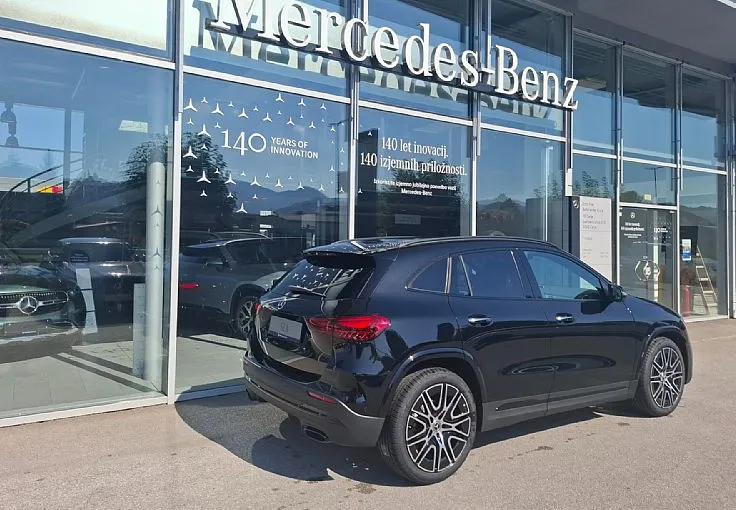 Zunanja slika - Mercedes-Benz GLA-Razred - GLA 180 AMG Line Avt. - 3