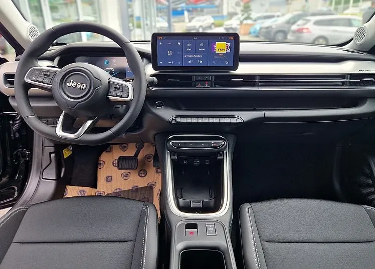 Zunanja slika - Jeep Avenger - Summit 1.2 E-DCT6 MHEV 110 - 6