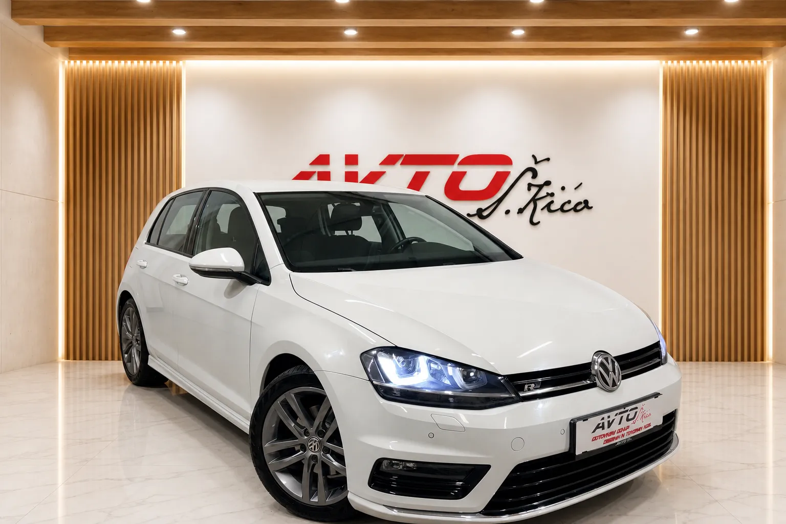 Zunanja slika - VW Golf - 2.0 TDI-R-LINE-1.LASTNIK-BI-XENON-LED-TEMP-SLO-PDC - 2