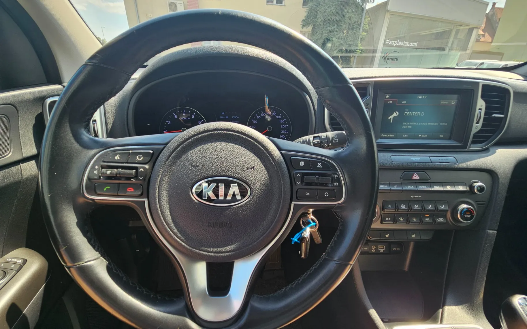 Zunanja slika - KIA Sportage - 2WD 1.6 GDI LX Urban - 9