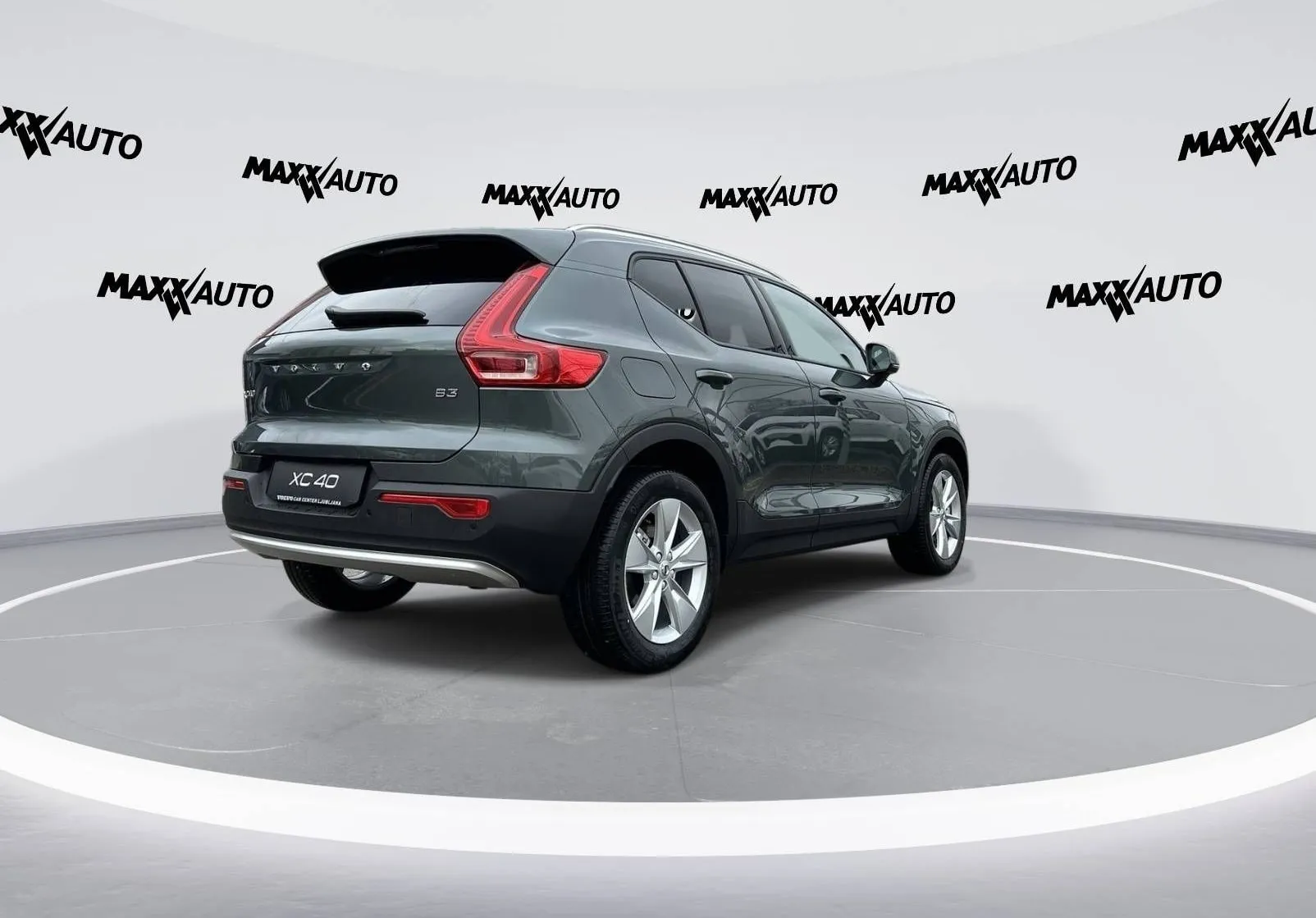 Zunanja slika - Volvo XC40 - B3 P Core AT DCT... - 5