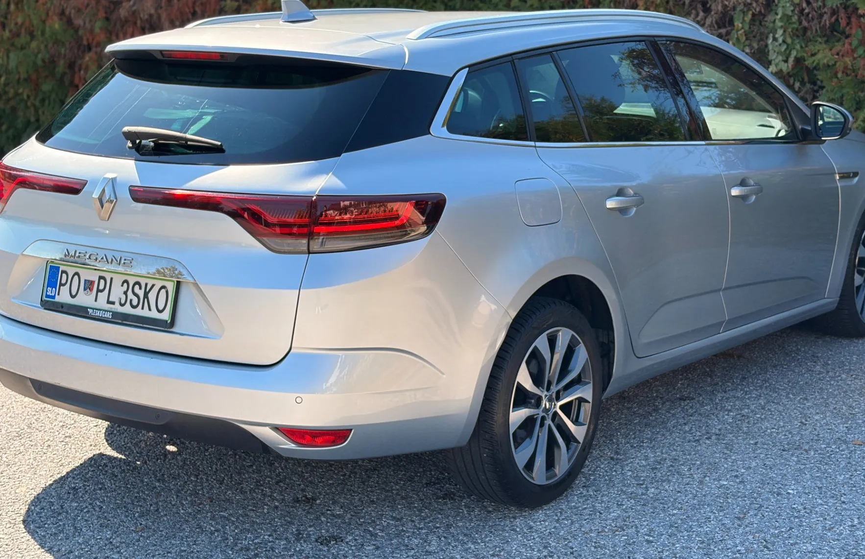 Zunanja slika - Renault Mégane - Megane Grandtour TCe 140 Techno - 7